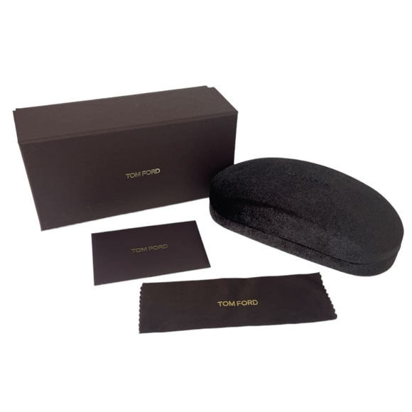 Tom Ford Women’s Sunglasses TF365 Leona Cat Eye Grey Silver Lens Brown Gradient - Picture 2 of 13